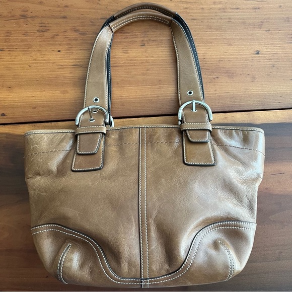 Vintage Coach 9544 Soho Leather Tote - Picture 2 of 12